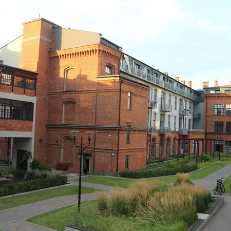 Апартаменты Loft Niezapominajka W Tobaco Park Лодзь Экстерьер фото