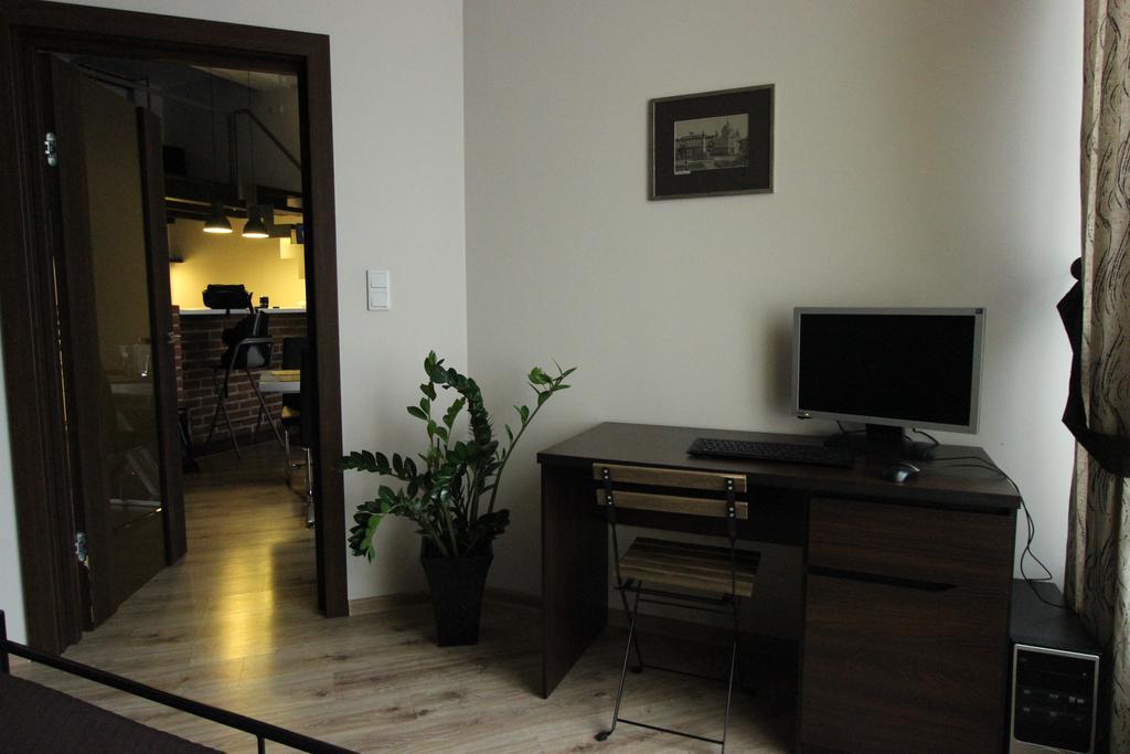 Апартаменты Loft Niezapominajka W Tobaco Park Лодзь Экстерьер фото