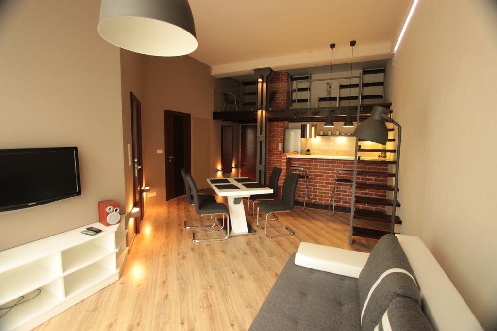 Апартаменты Loft Niezapominajka W Tobaco Park Лодзь Номер фото